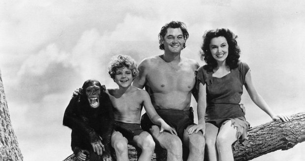 Čita ve společnosti Johnnyho Sheffielda, Johnnyho Weissmullera (Tarzan) a Maureen O\\&#39;Sullivanové (hrála Jane)
