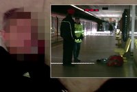 S dvěma dětmi a pěti promile se plazila metrem v Praze po čtyřech