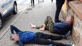 Slovák s Ukrajincem byli jako Dánové: Opilí do němoty se váleli na chodníku v centru Plzně