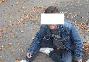 „Autem jsem sice jel, ale jen jako stopař,“ snažil se v Kuřimi policistům namluvit muž (36) s 3,2 promile alkoholu. (Ilustrační foto)