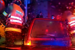 Zraněného řidiče museli z auta vystříhat hasiči.