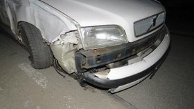 Takhle zřídil svému kolegovi půjčený vůz opilý šofér z Brněnska.