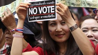 Volby v Thajsku jsou neúplné. Poslanci se nesejdou