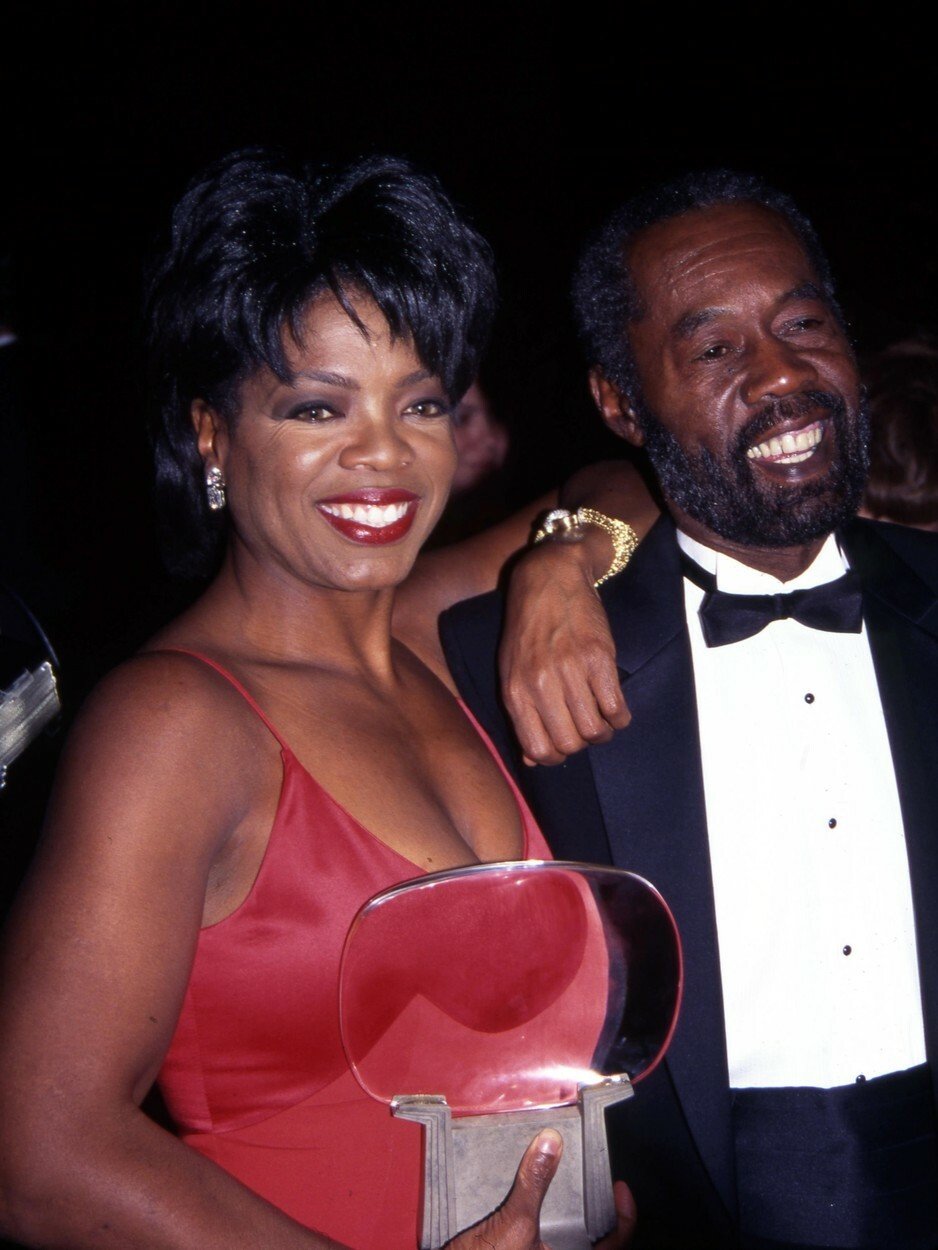 Ve věku 89 let zemřel otec Oprah Winfreyové.