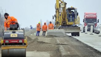 Stát vypsal nejméně stavebních zakázek za pět let, obor čekají těžké časy