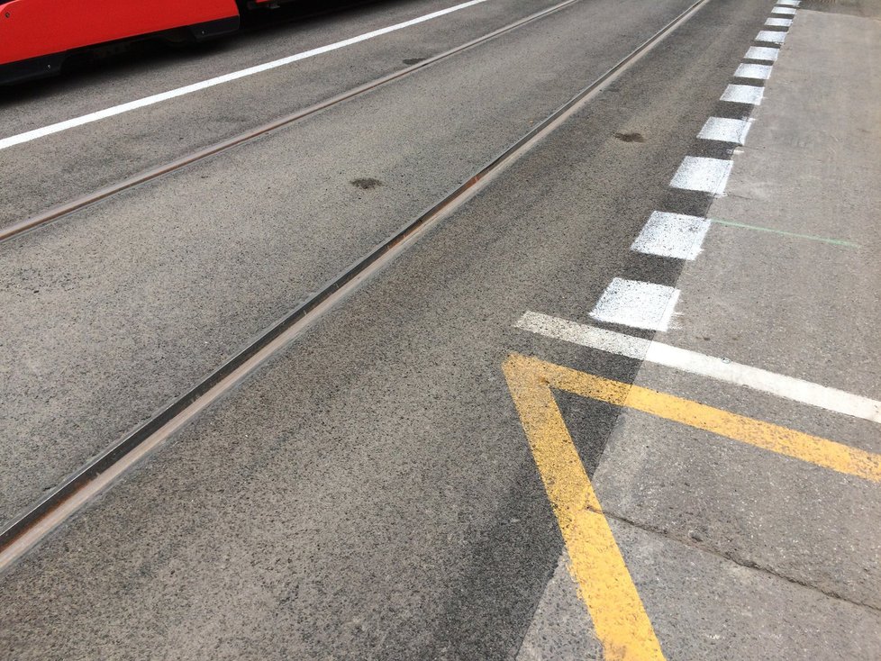 Nový povrch sníží hluk z tramvajové dopravy.