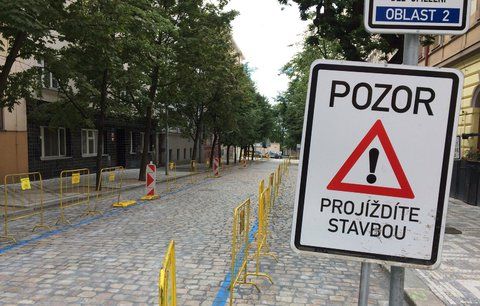 V Praze 6 probíhá několik rekonstrukcí: Dotýkají se řidičů ve Střešovicích, Veleslavíně i Dejvicích