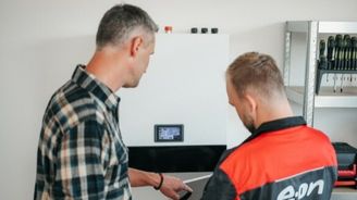Smlouvy s řemeslníky uzavřené doma: Kdy je lze zrušit a jak se bránit předraženým službám? Smlouvy s řemeslníky uzavřené doma: Kdy je lze zrušit a jak se bránit předraženým službám?