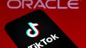 Firma Oracle letos zvítězila v závodu o převzetí amerických operací zakázané čínské aplikace TikTok. Spor se však stále nepodařilo právně vyřešit.