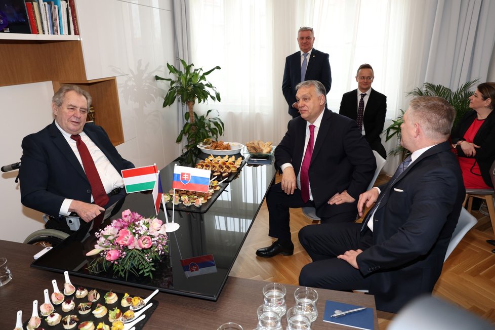 Orbán a Fico u Zemana