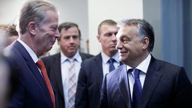 Maďarský premiér Viktor Orbán a rakouský vicekancléř Reinhold Mitterlehner jednali v pátek ve Vídni o migrantské krizi v Evropě. Shodu nenašli.