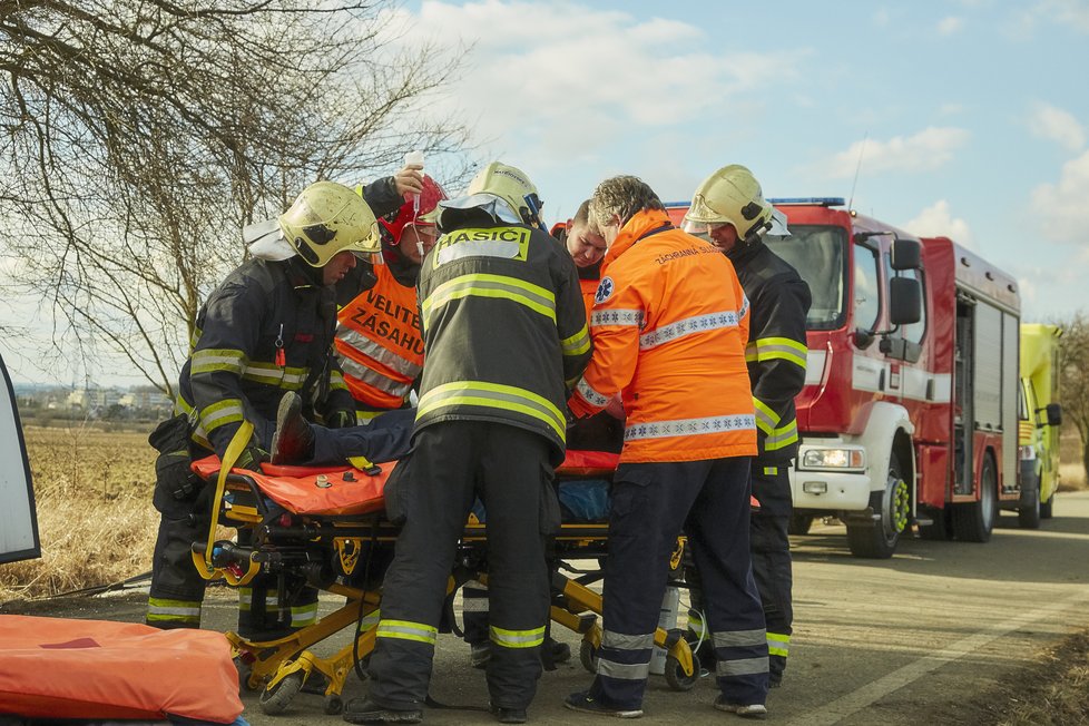 Nehoda autobusu v Ordinaci v růžové zahradě 2