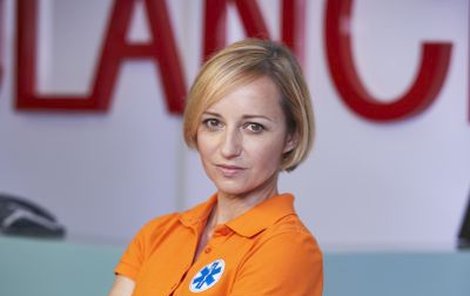 Jana Holcová jako záchranářka Zita.