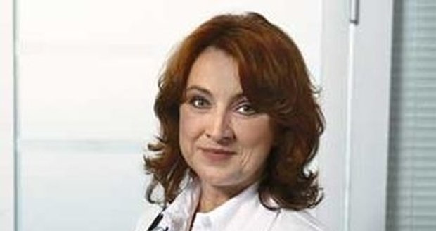 Zlata Adamovská alias Mudr. Běla Páleníková patří mezi nejpopulárnější herečky seriálu Ordinace v růžové zahradě.