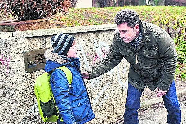 „Všichni jsou tu na mě hodní,“ pochvaluje si Adámek.