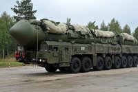 Hrozba jaderného útoku? Putin opět chrastí zbraněmi, Bělorusku dal obávanou raketu Orešnik