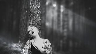 Fotograf uměleckou formou zachytil okamžik ženského orgasmu Fotograf uměleckou formou zachytil okamžik ženského orgasmu