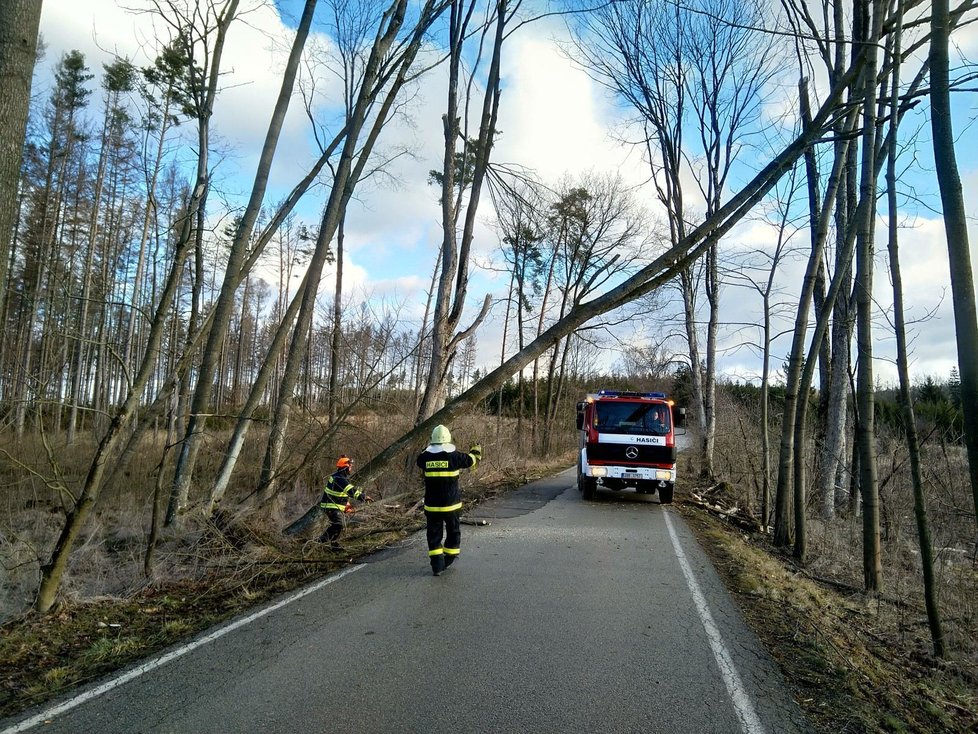 Orkán Sabine potrápil i vesničku Kuničky na Blanensku.