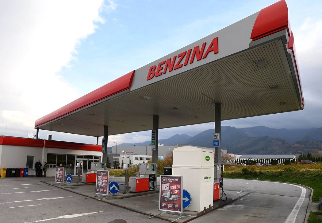 Benzina