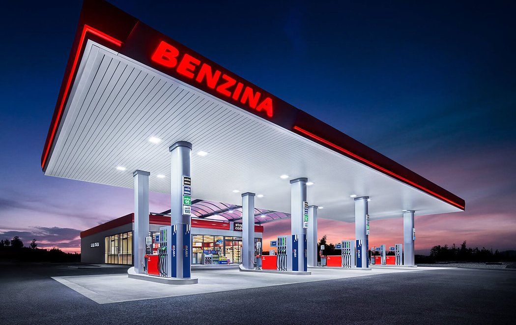 Benzina