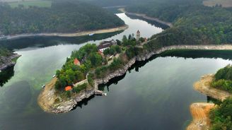 Vltavská vodní cesta stála miliardy, nyní je ale zavřená