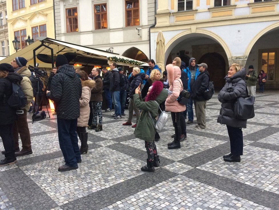 V pondělí ráno se zastavil Staroměstský orloj.