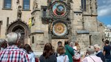 Restaurátoři si vezmou do parády sochy ze Staroměstského orloje: Práce mají překvapivou cenovku!