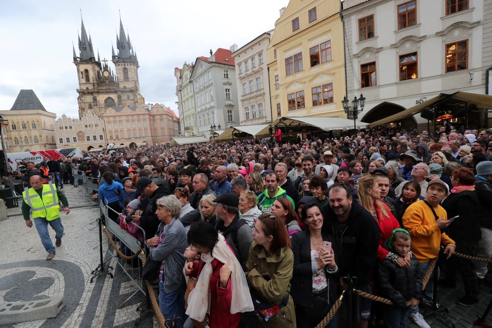 Orloj byl po opravách slavnostně spuštěn 28. září 2018 v 18:00.