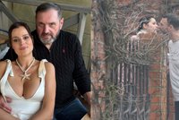 Kdo Ornelle pomáhal stěhovat? Tajemný fešák odhalen!