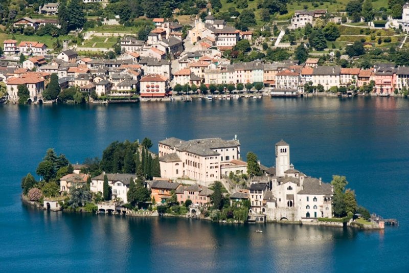 Orta San Giulio v Itálii.