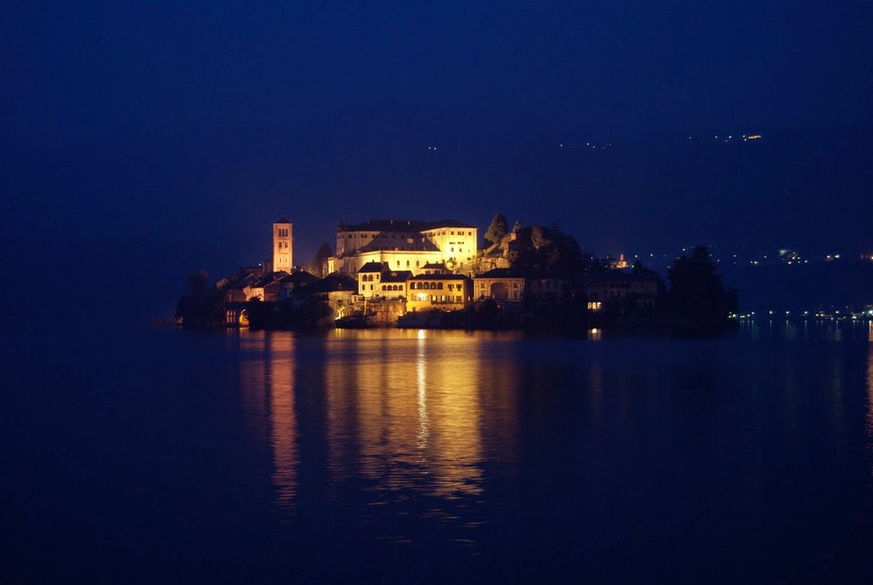 Orta San Giulio v Itálii.