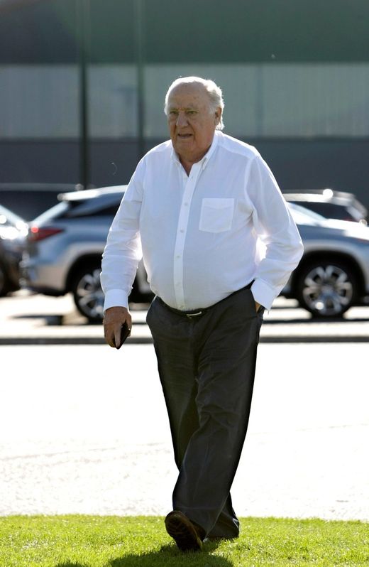 Amancio Ortega zbohatl díky módě Amancio Ortega zbohatl díky módě