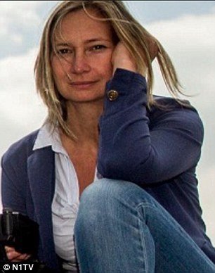 Maďarská kameramanka kopala do uprchlíků: Obvinili ji až po roce.