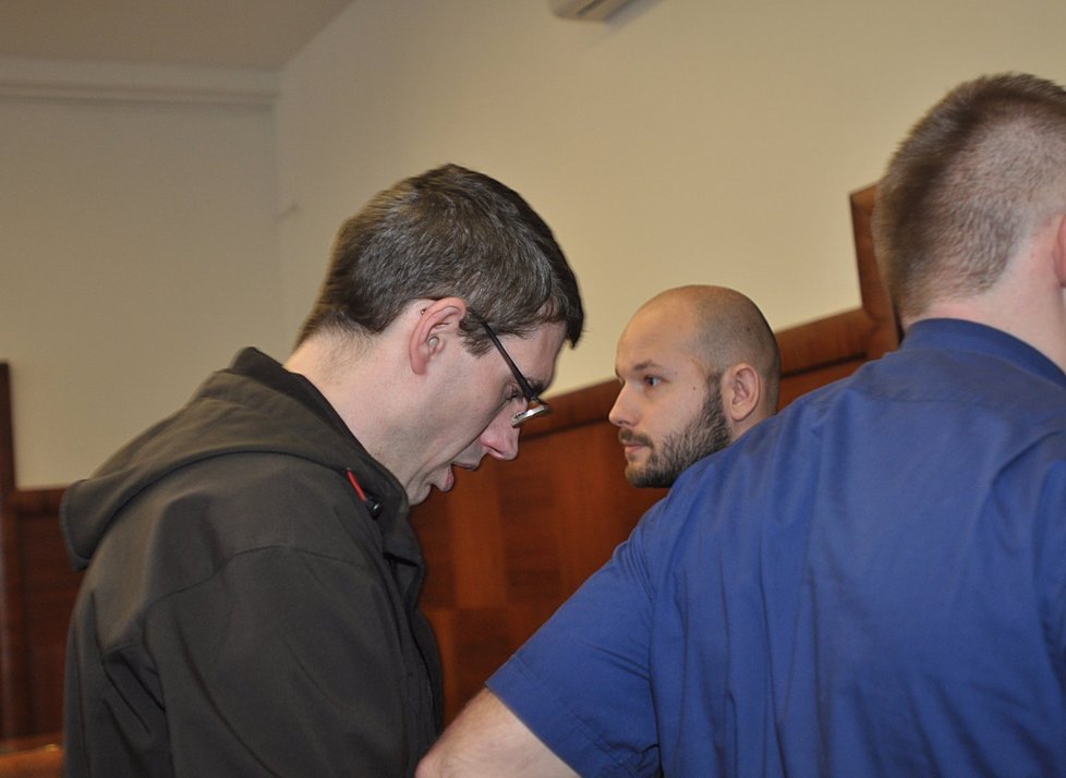 Odsouzený Tomáš Oščádal odešel s 18 lety odnětí svobody.
