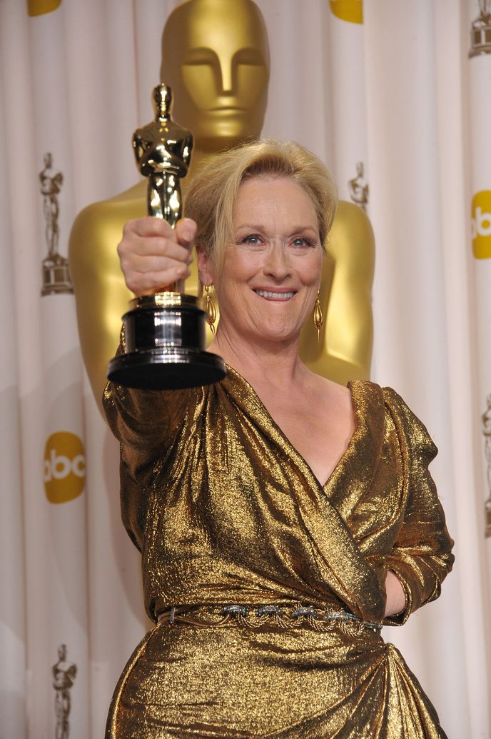 2012 - And the Oscar goes to... Meryl Streep! Svého třetího Oscara získala Streep za kopii Margaret Thatcher ve filmu The Iron Lady (Železná lady). Nebylo co dodat.