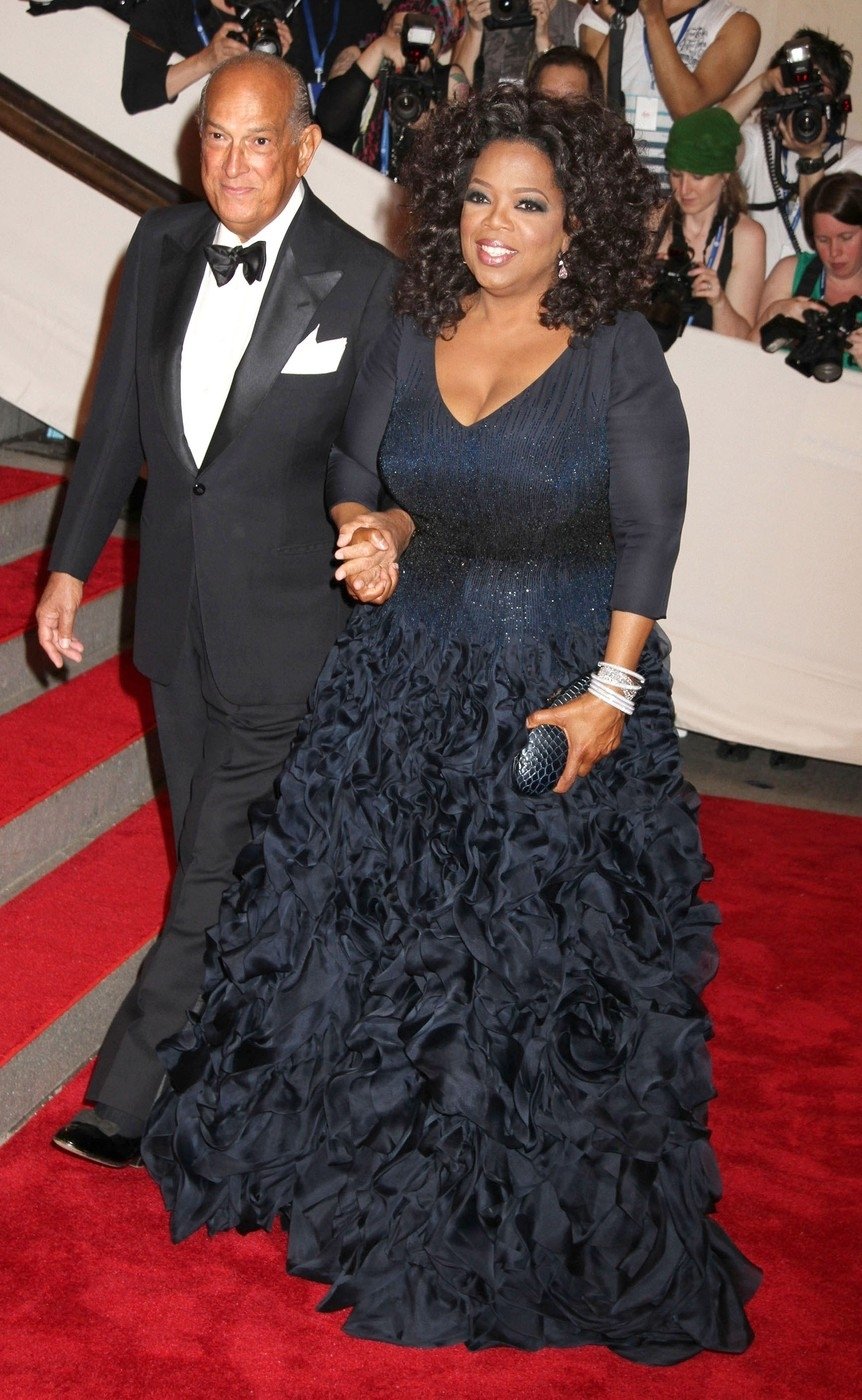 Oscar De la Renna a Oprah v jeho modelu.