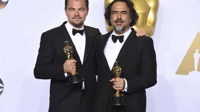 DiCaprio konečně bodoval, stejně jako jeho režisér Iñárritu, jinak ale Revenant nic moc.