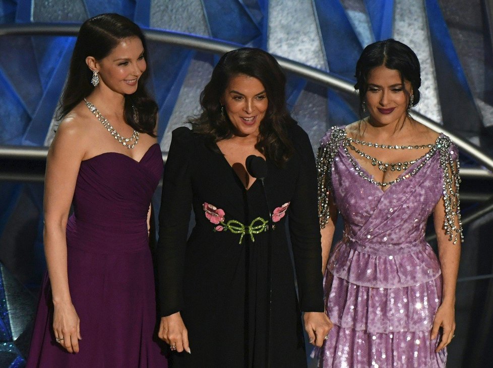 Ashley Judd, Annabella Sciorra a Salma Hayek na Oscarech