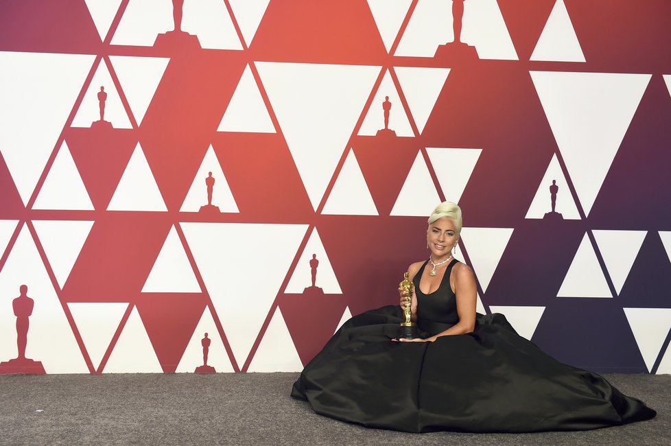 Lady Gaga na předávání Oscarů za rok 2018.