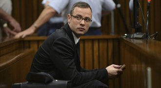 Další zvrat u soudu: Pistorius je psychicky nemocný, tvrdí obhájce