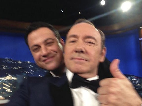 Kevin Spacey a moderátor Jimmy Kimmel