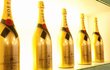 Luxusní šampaňské značky Moët & Chandon je připraveno na večírek.
