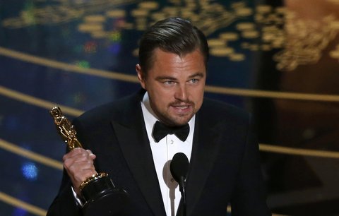Mistr přetvářky DiCaprio: Jak se tvářil, když mu vyfoukli Oscara a jak, když ho získal?