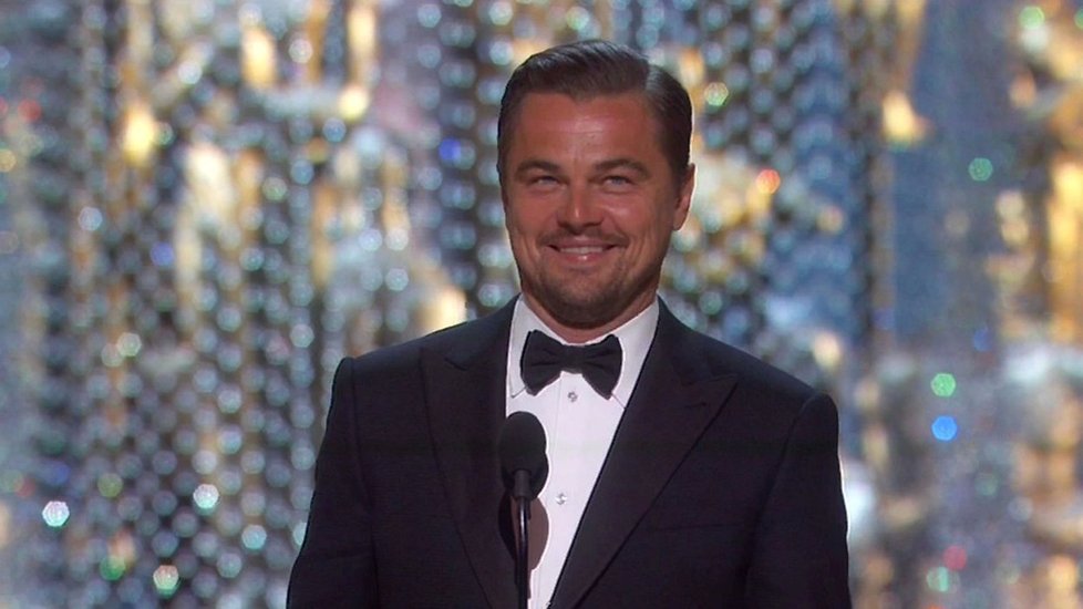 DiCaprio neskrýval na udílení Oscarů radost.