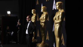 Předávání Oscarů a politické narážky: Tématem byl Trump i migrace