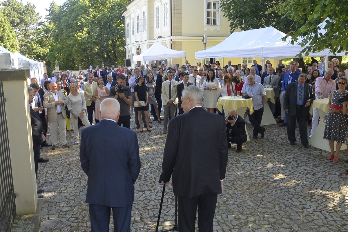 Miloš Zeman na oslavě narozenin Václava Klause