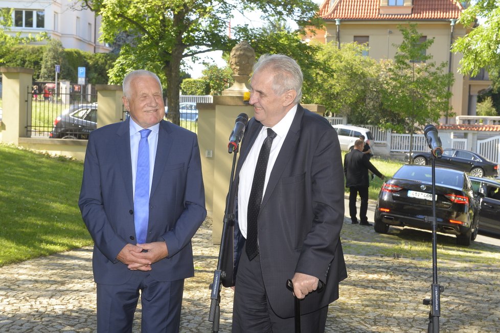 Miloš Zeman na oslavě narozenin Václava Klause