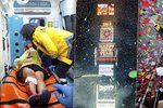 Oslavy nového roku v New Yorku a krvavý útok v Istanbulu