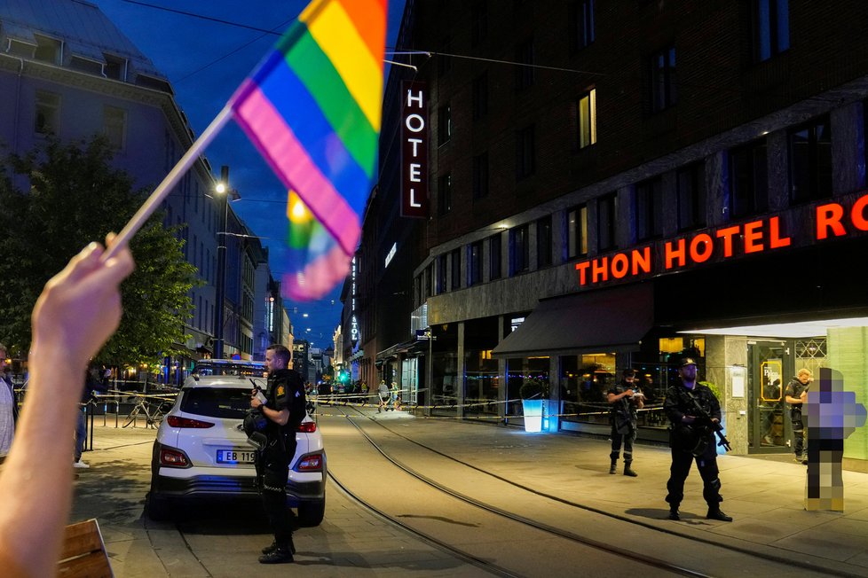 Střelec zaútočil v gay baru v norském Oslu