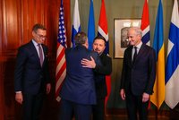 Zelenskyj přiletěl za Američany do Osla. Trumpův zmocněnec pak zamíří přímo za Putinem